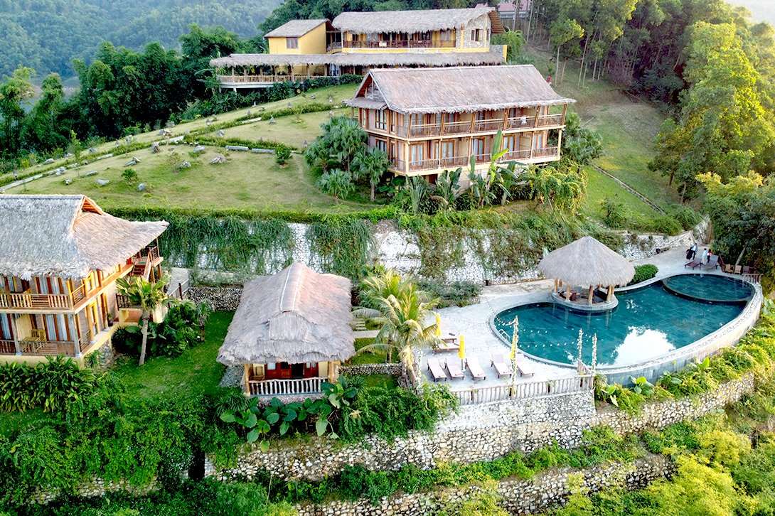 Trải nghiệm thực tế tại Mai Chau Hideaway Lake Resort 