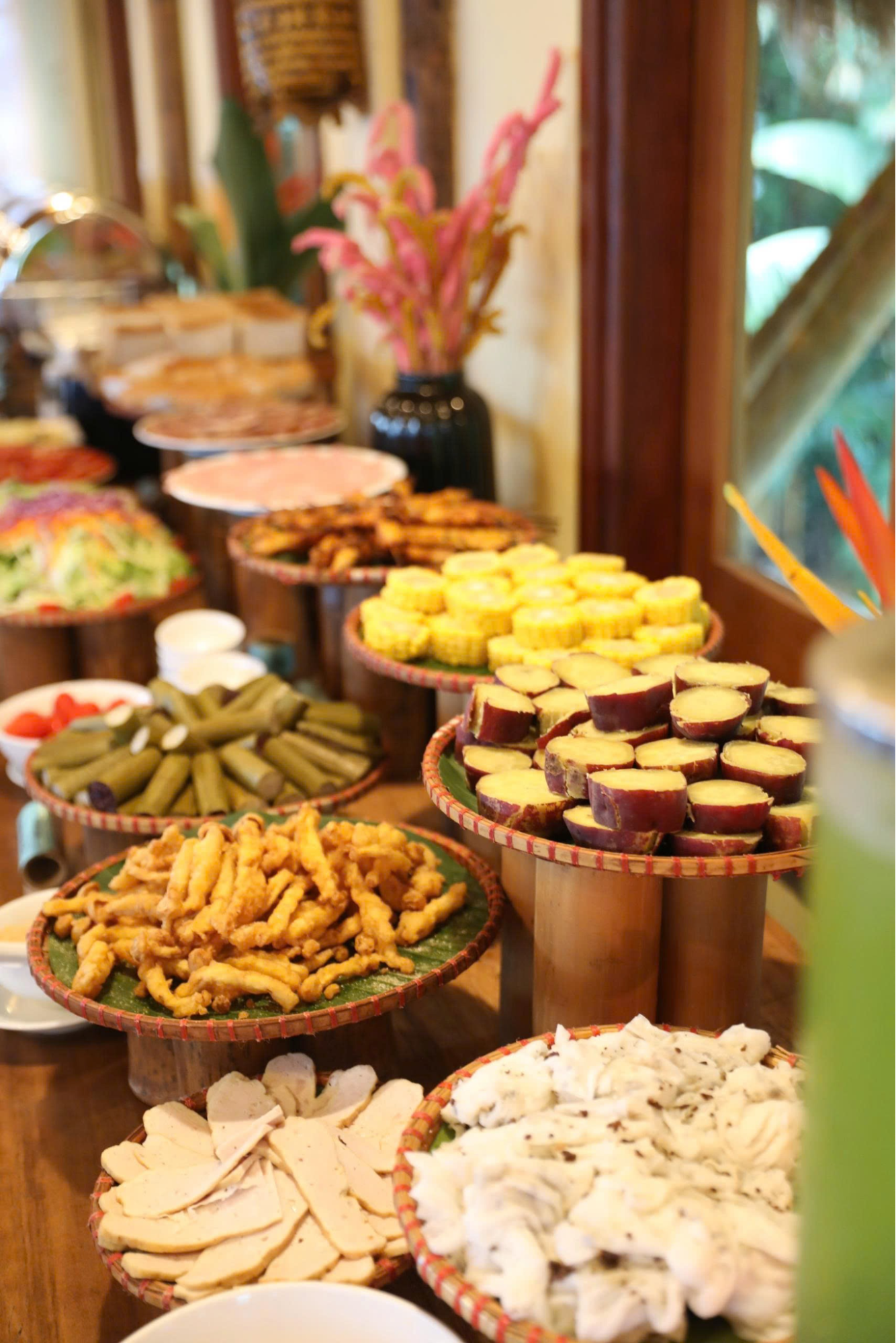 Experience breakfast at Mai Chau Hideaway Lake Resort