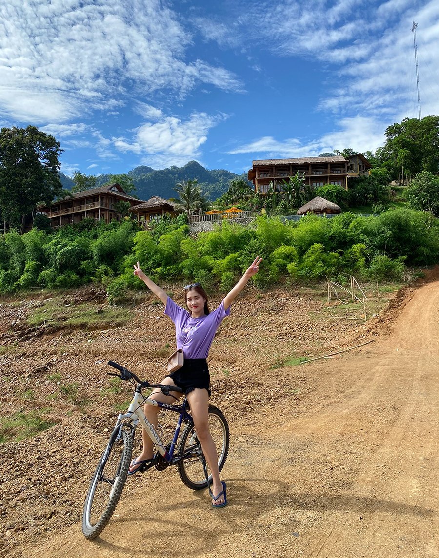 Đạp xe thư thái thăm làng bản & thác Gò Lào