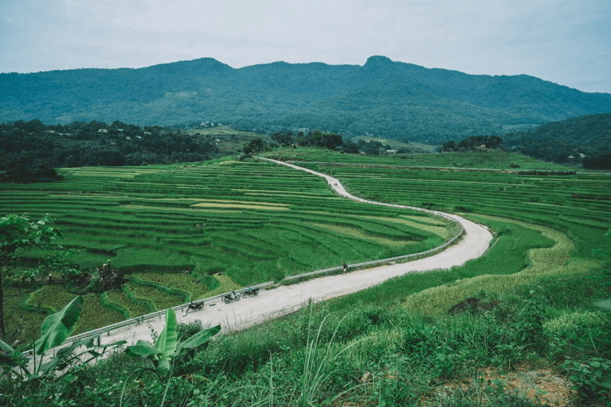 Cung đường chữ S bản Đôn Pù Luông (Nguồn: Du lịch Thanh Hóa)