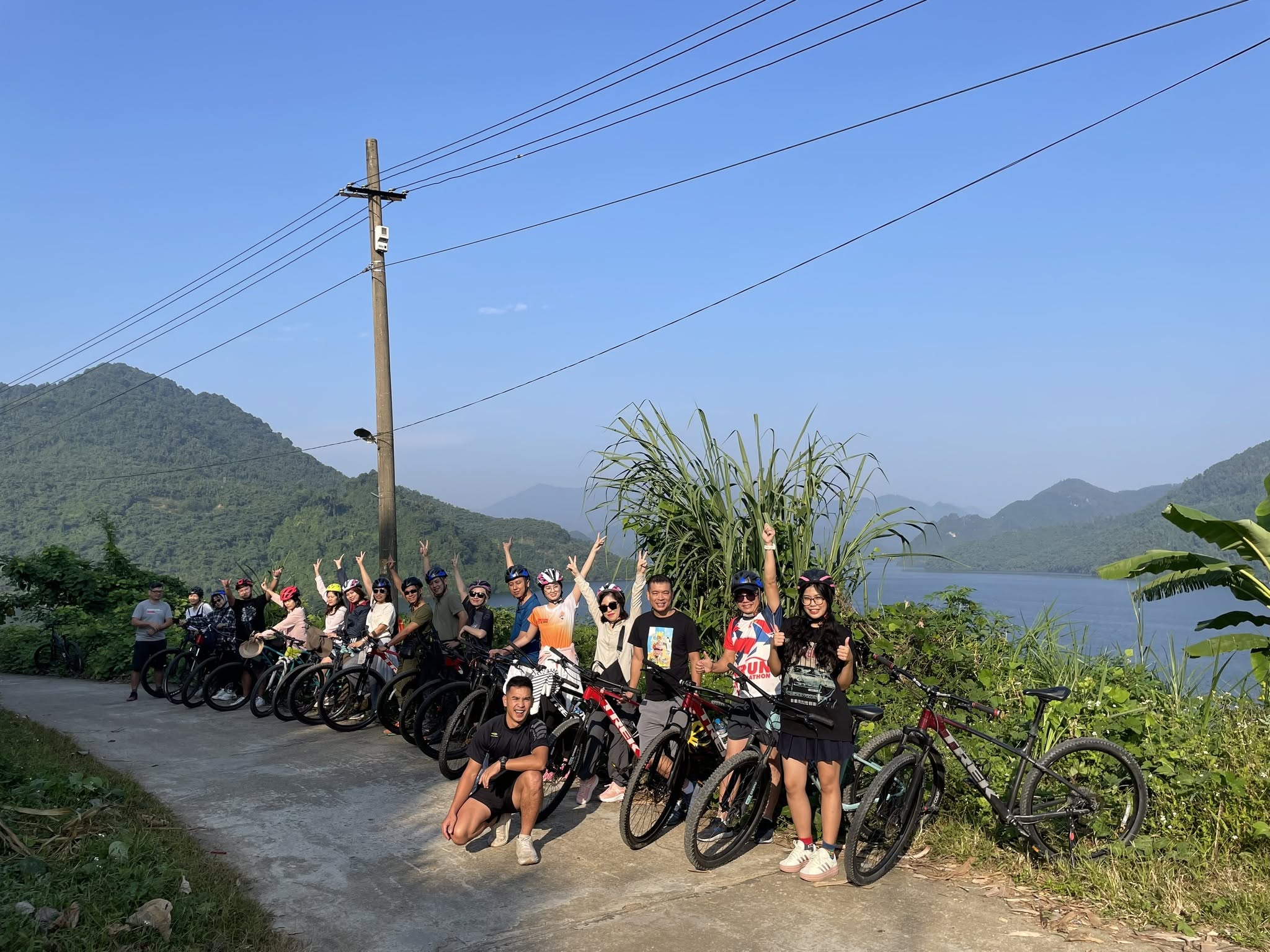 Trying many things when you go to trekking Da Giang (Source: Collected) Trying many things when you go to trekking Da Giang (Source: Collected)