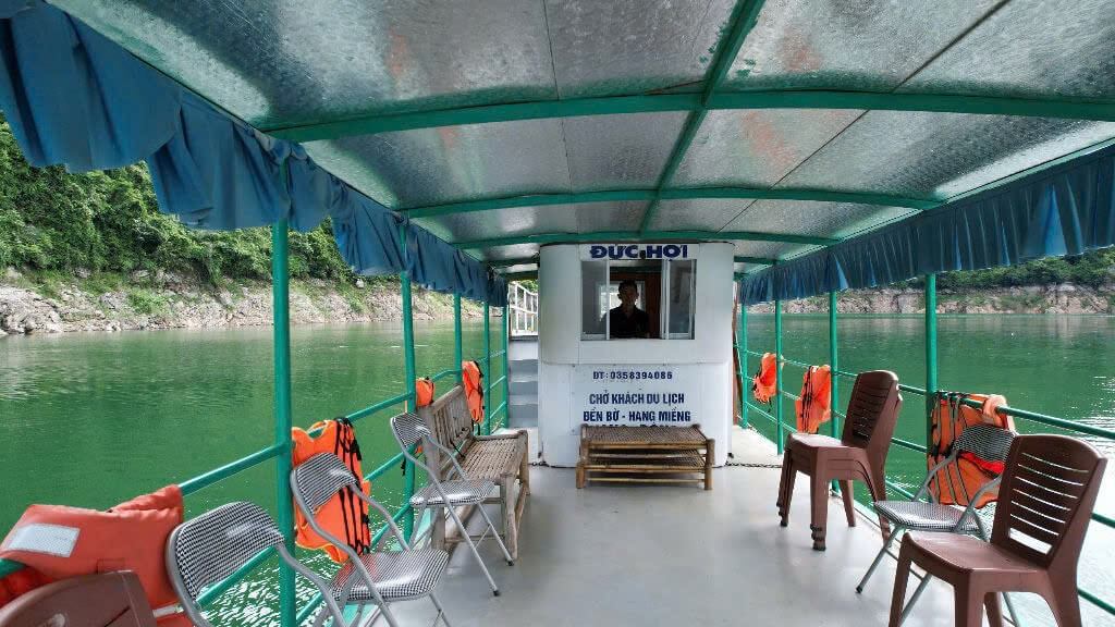 Hoa Binh Lake also plays an important role in energy and industry (Source: Collect)