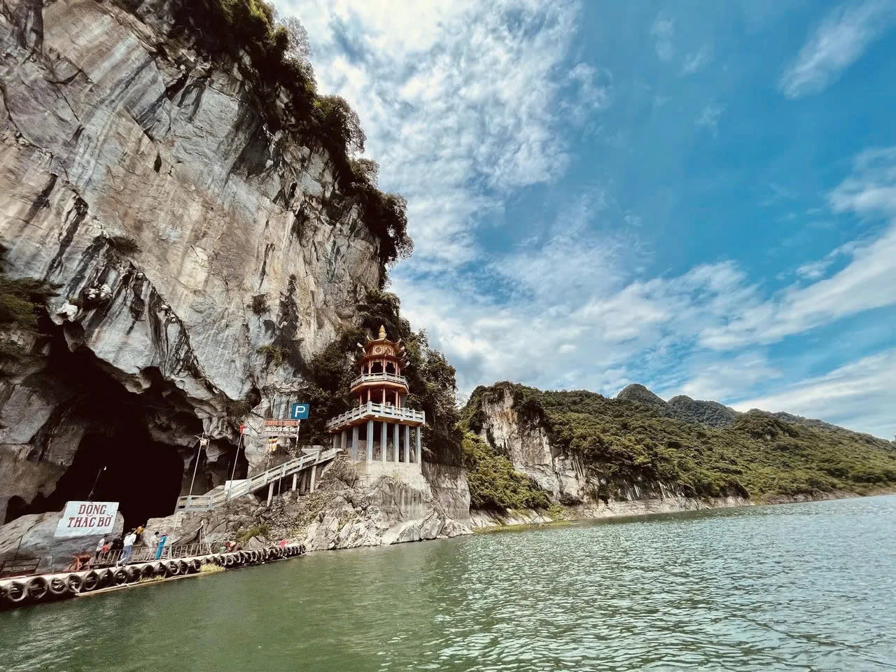 Discover Thac Bo Cave Discover Thac Bo Cave