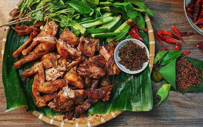Gà nướng mắc khén Mai Châu