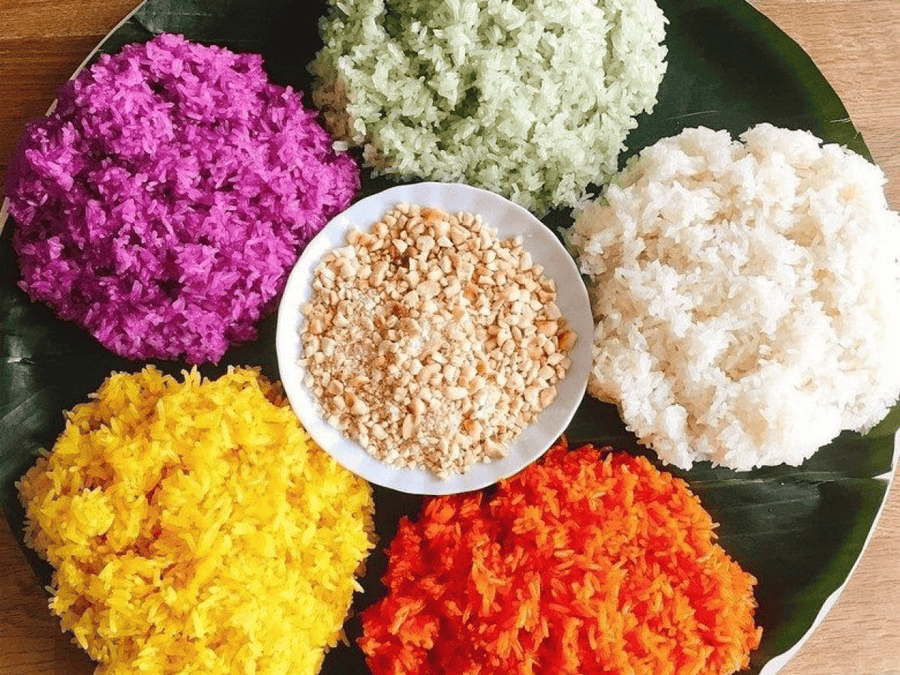 Gạo nếp nương được dùng để làm xôi ngũ sắc dẻo thơm (nguồn: tico travel)