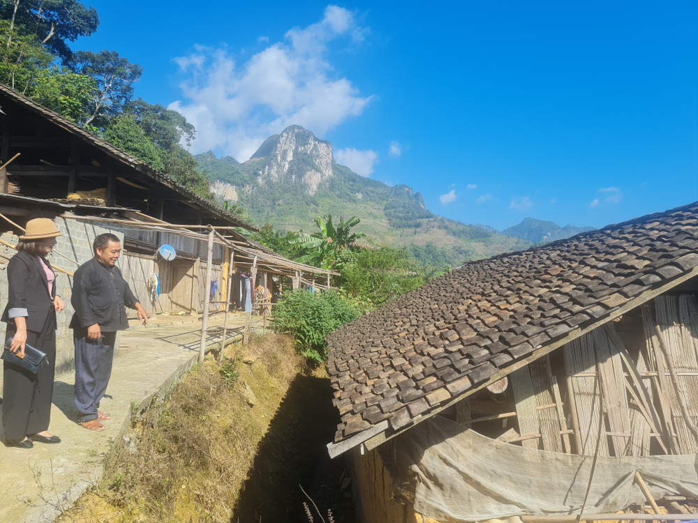 Mái âm dương (nguồn: Báo Lào Cai điện tử)