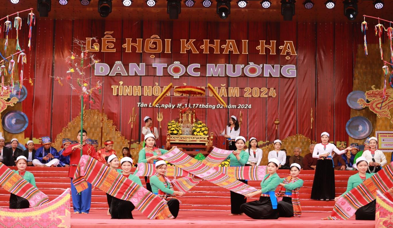 Khai Hạ Mường Bi - Một trong những lễ hội của người Mường tiêu biểu nhất