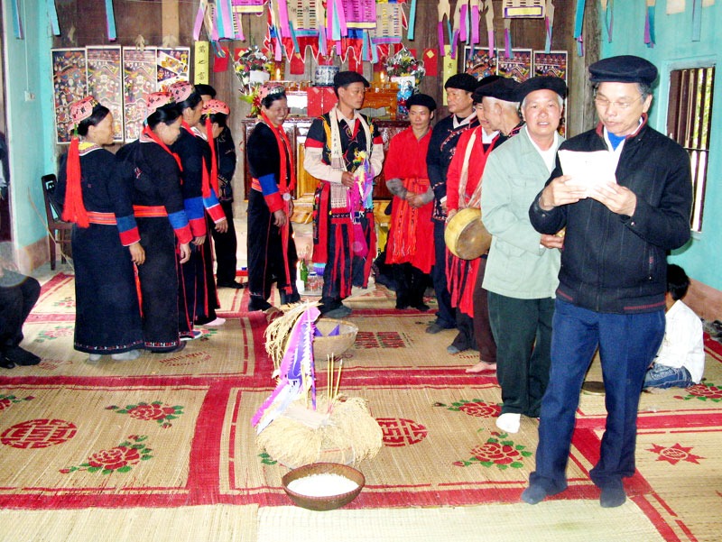 Nghi lễ vào nhà mới (pọe xằng péo) của người Dao (Nguồn: Lehoi.Info)