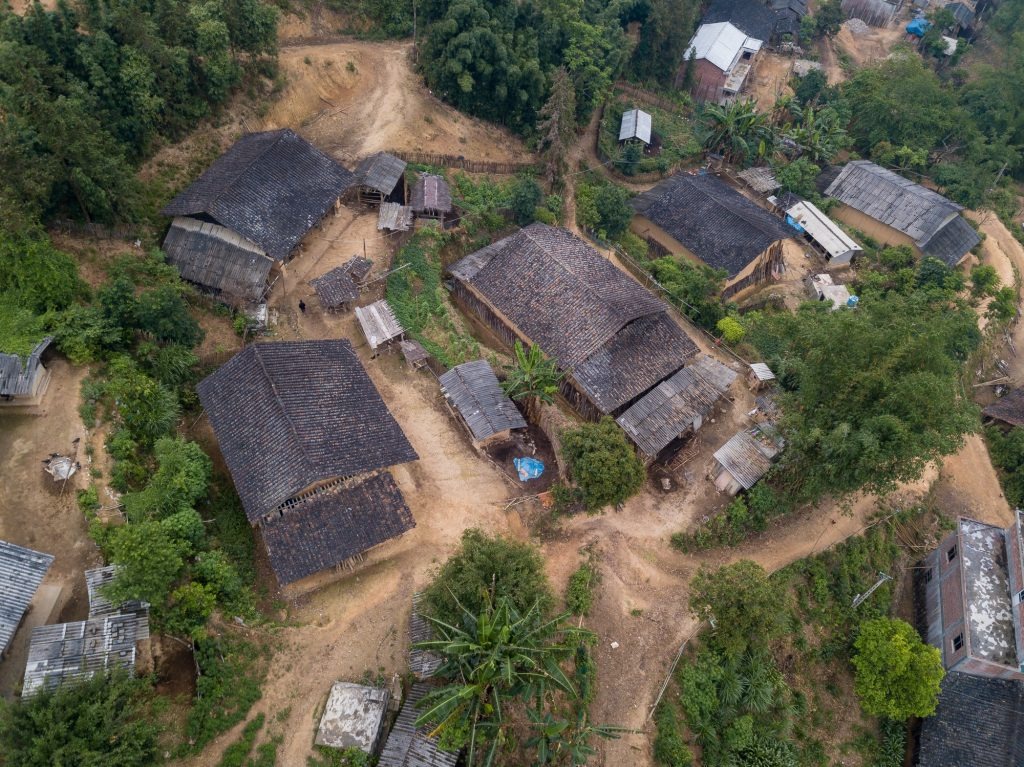 Người Dao chọn đất xây nhà phải được thần linh và tổ tiên đồng thuận (Nguồn: Notebooks)