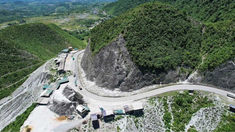 Phượt khám phá những cung đường đèo hiểm trở