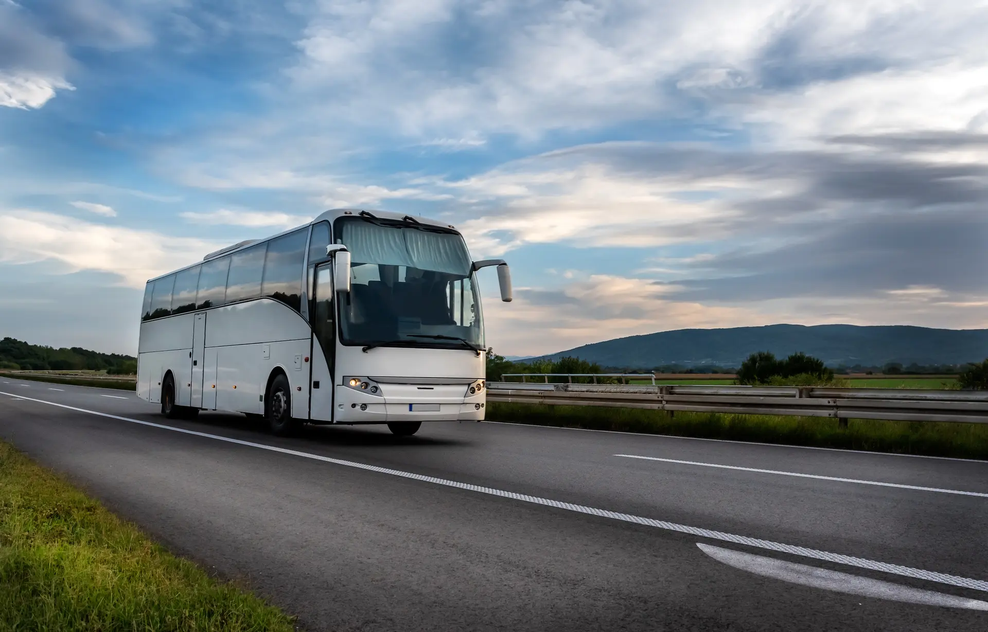 Bus options within Mai Chau: Are they available? (source: Traveloka)