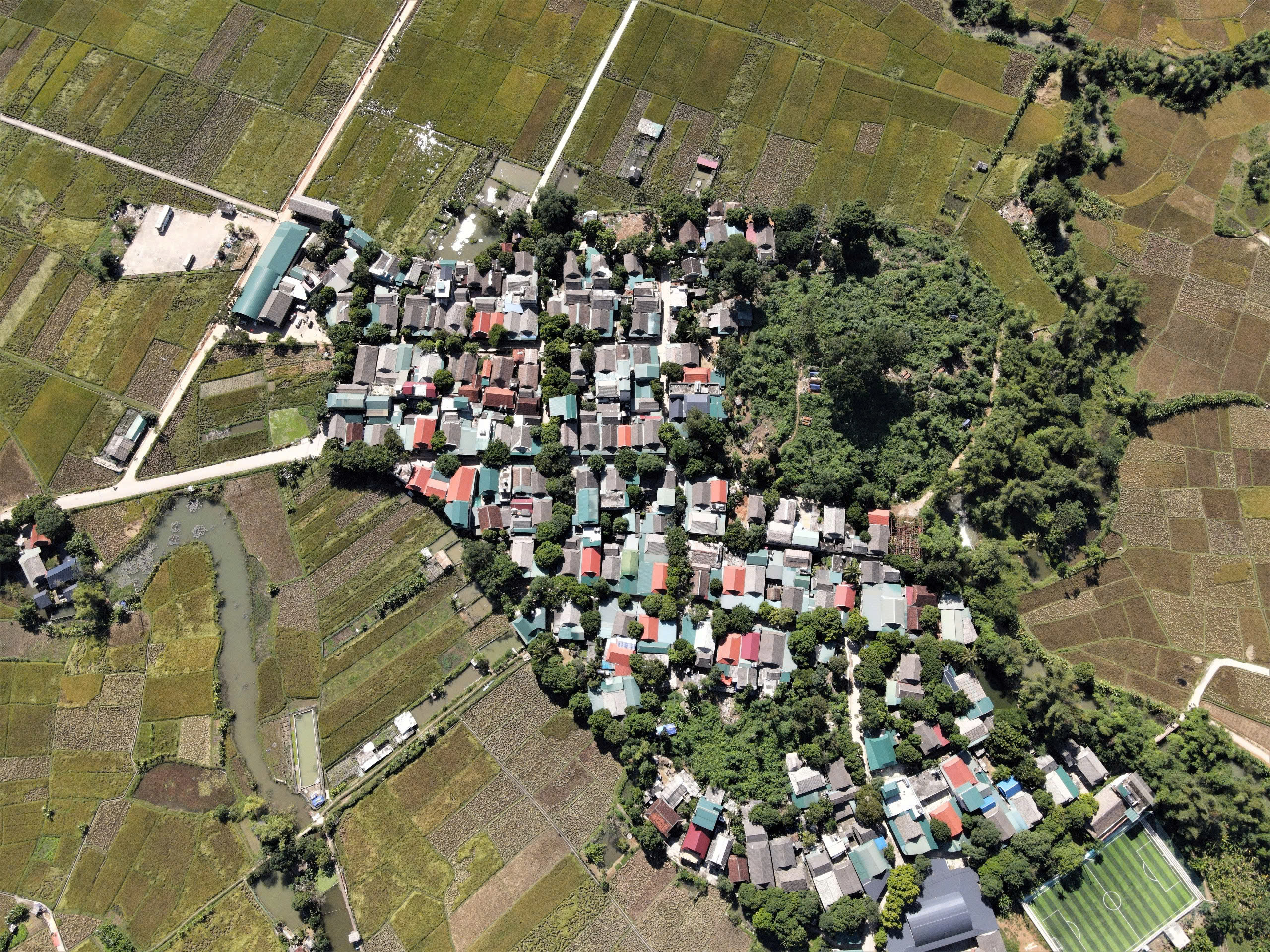 Ghé thăm bản Lác cũng là một cách để  tìm hiểu về người Thái