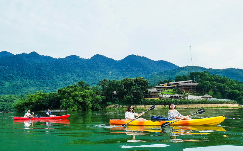 Tour chèo thuyền Mai Châu 1/2