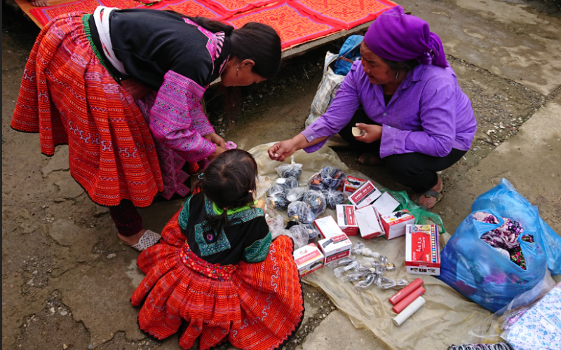 Khám phá chợ Pà Cò 1/2 ngày