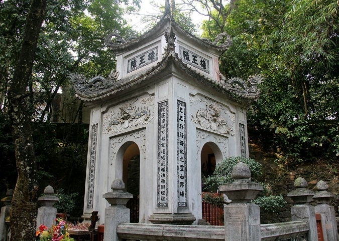 Các di tích trong quần thể di tích Đền Hùng (nguồn: Vietbao)